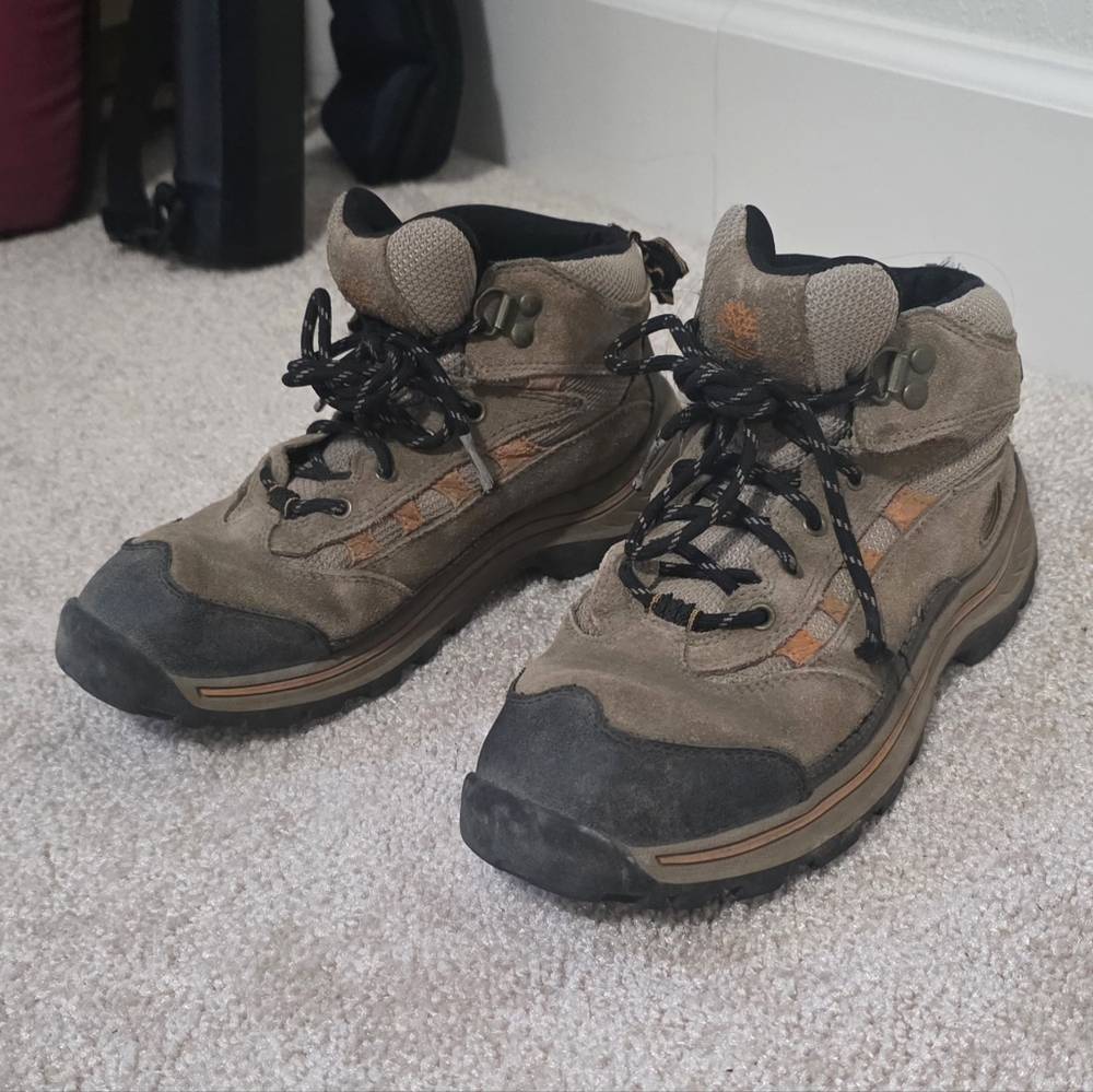 Timberland Hiking Boots - Brown and Black